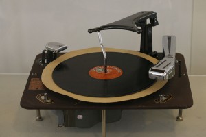 Record Players become more popular in Auction Houses